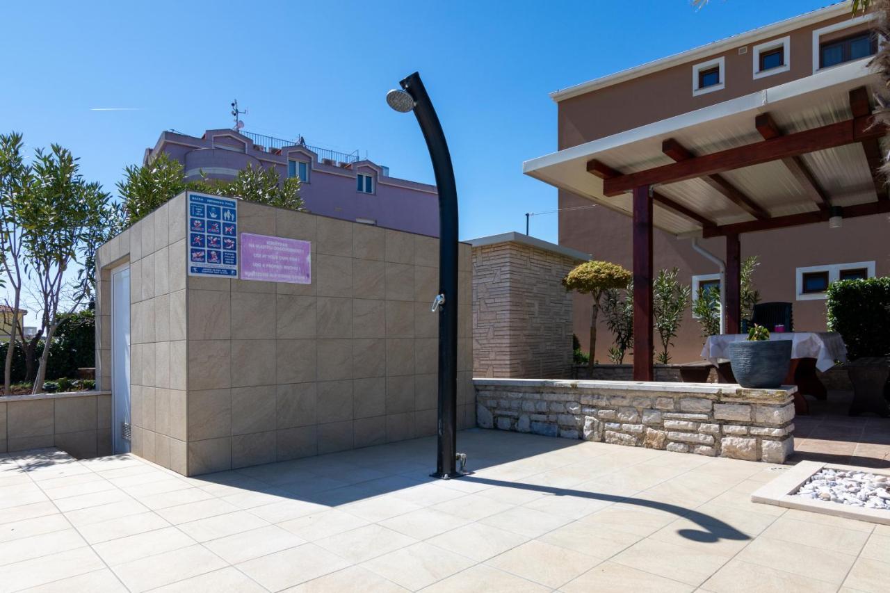 Family Friendly Apartments With A Swimming Pool Valbandon, Fazana - 2201 Stinjan Ngoại thất bức ảnh