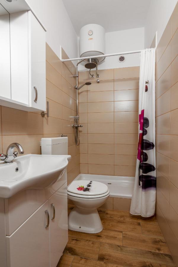 Family Friendly Apartments With A Swimming Pool Valbandon, Fazana - 2201 Stinjan Ngoại thất bức ảnh