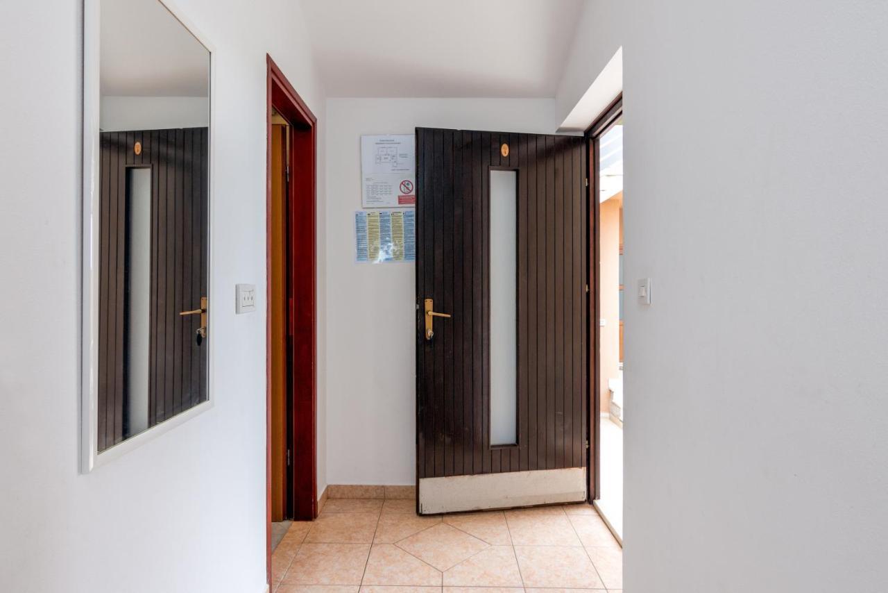 Family Friendly Apartments With A Swimming Pool Valbandon, Fazana - 2201 Stinjan Ngoại thất bức ảnh