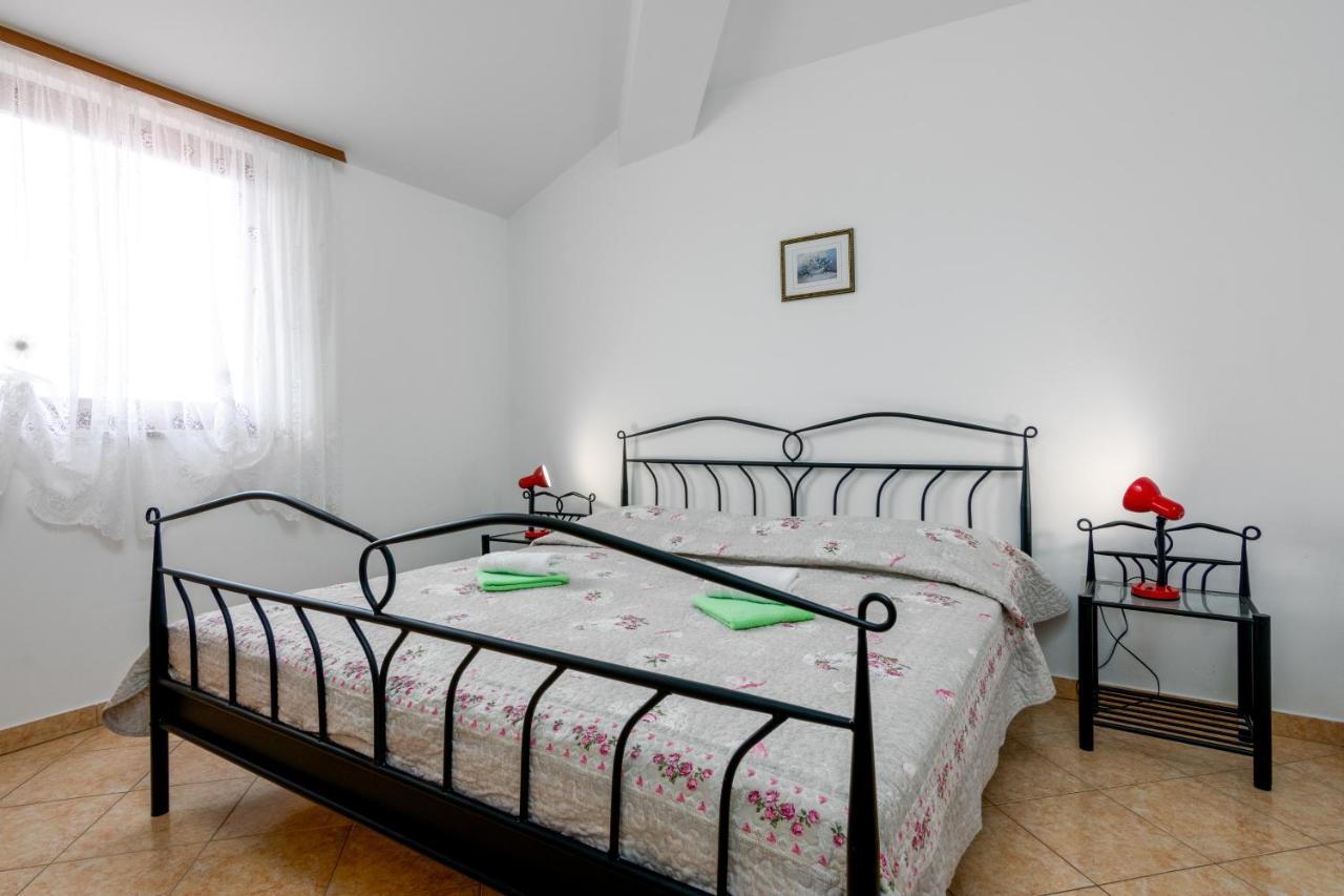 Family Friendly Apartments With A Swimming Pool Valbandon, Fazana - 2201 Stinjan Ngoại thất bức ảnh