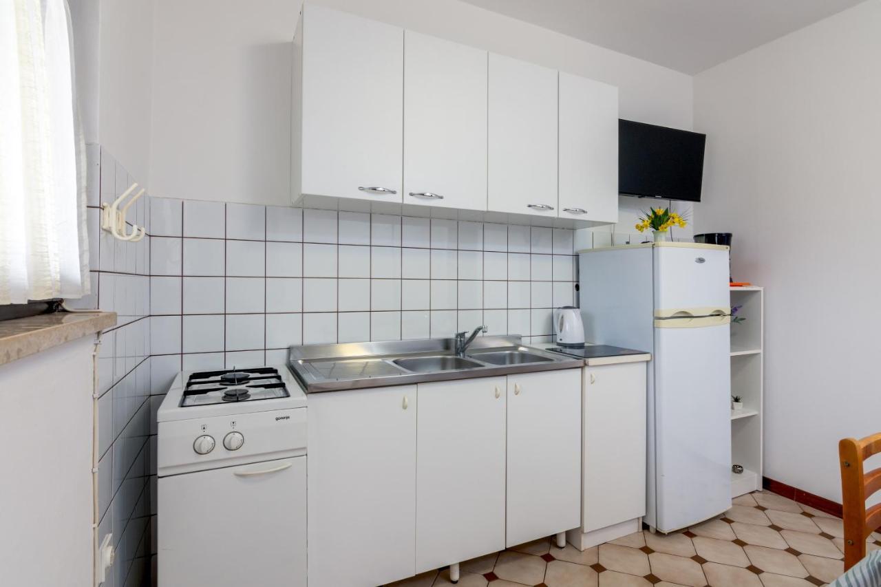 Family Friendly Apartments With A Swimming Pool Valbandon, Fazana - 2201 Stinjan Ngoại thất bức ảnh