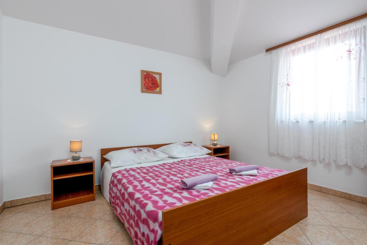 Family Friendly Apartments With A Swimming Pool Valbandon, Fazana - 2201 Stinjan Ngoại thất bức ảnh